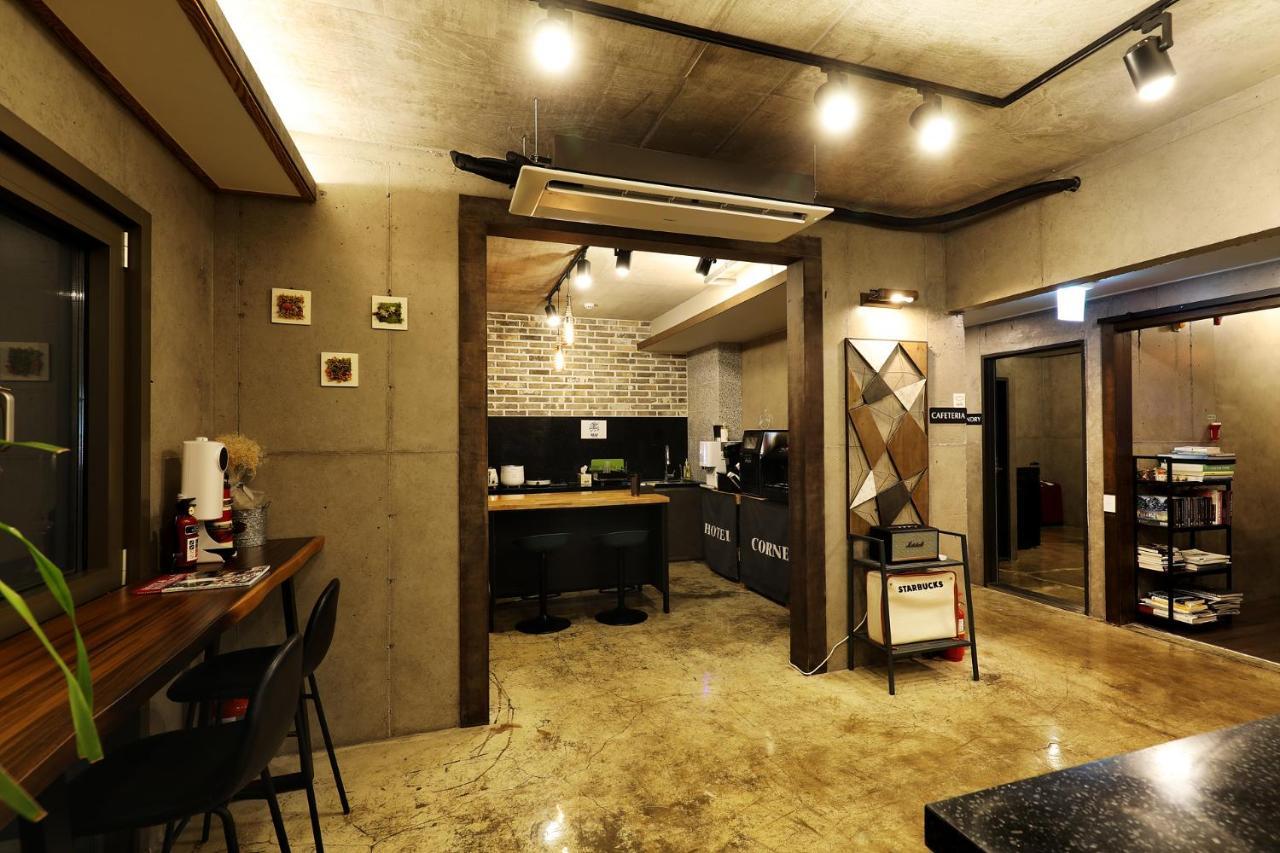 Cornerstone Hotel Seogwipo Eksteriør billede