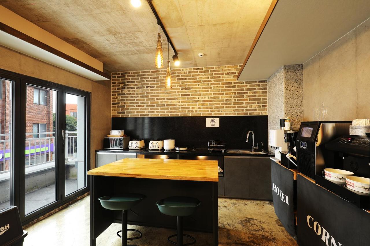Cornerstone Hotel Seogwipo Eksteriør billede
